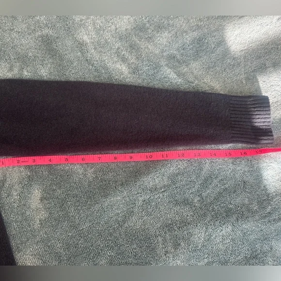 Ann Taylor Navy Blue Wool Blend Cardigan Sweater Pearl Buttons Size XS - Picture 7 of 8